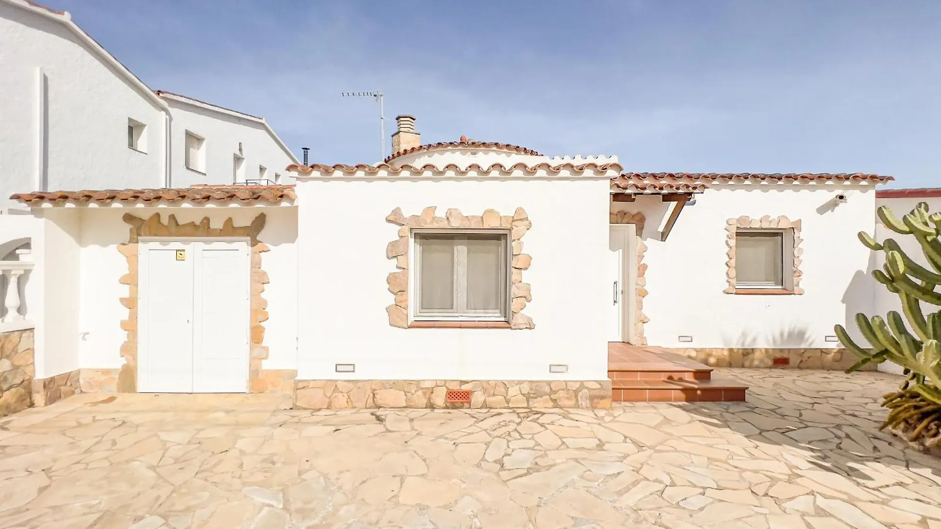 Majordoms - Villa Empuriabrava 0*,  Spain