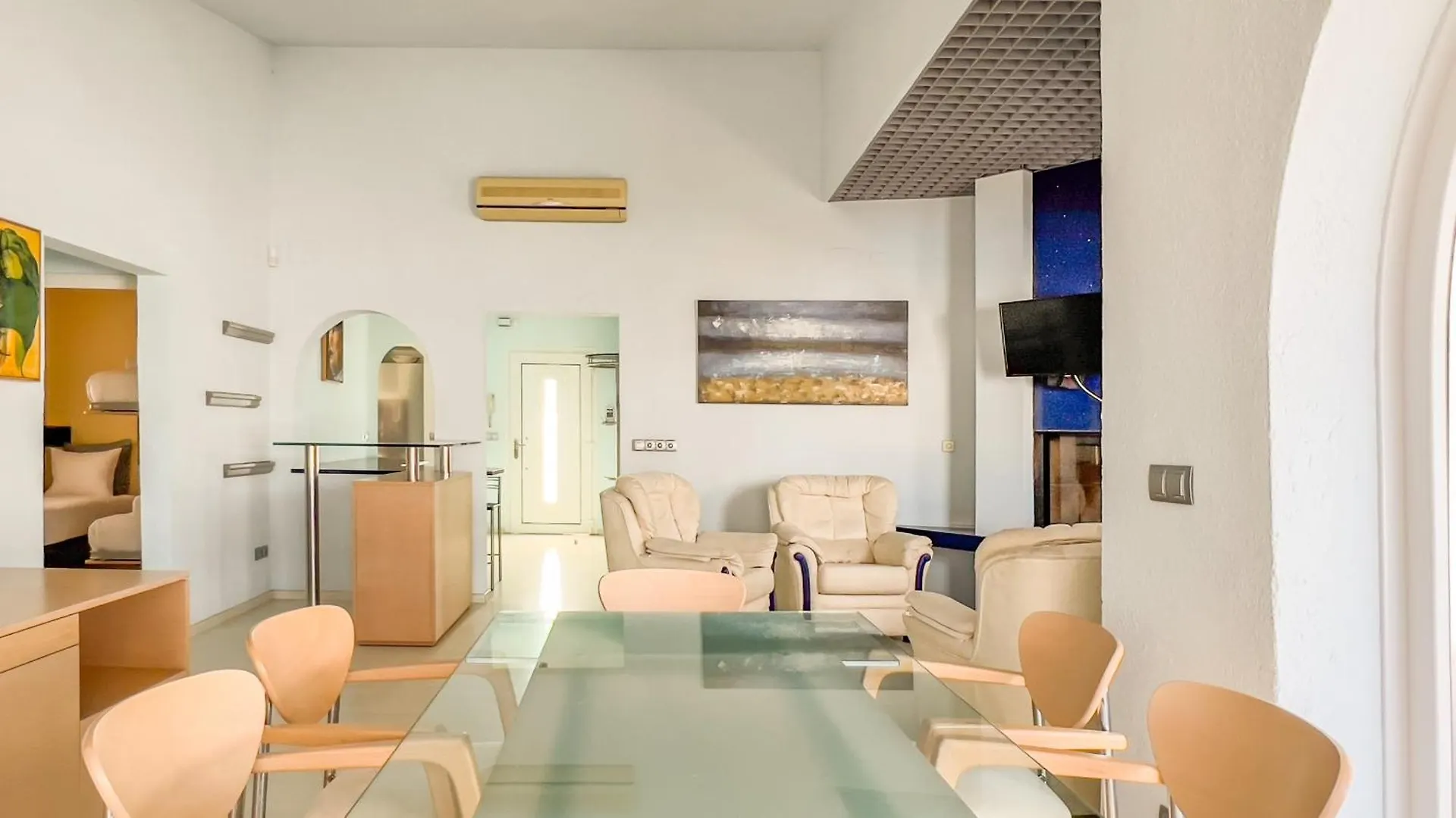 Majordoms - Villa Empuriabrava Spain