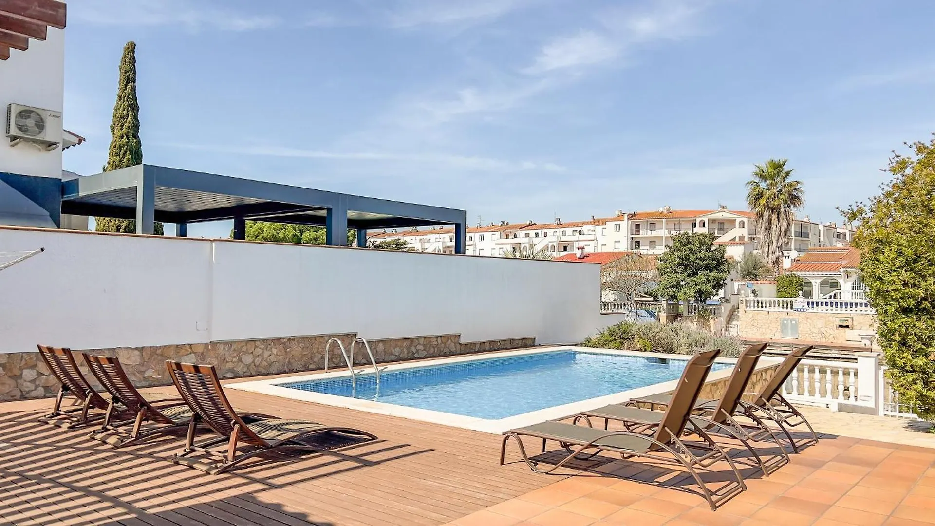 Majordoms - Villa Empuriabrava