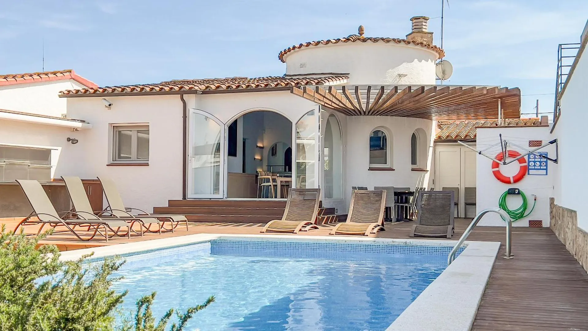 Majordoms - Villa Empuriabrava Spain